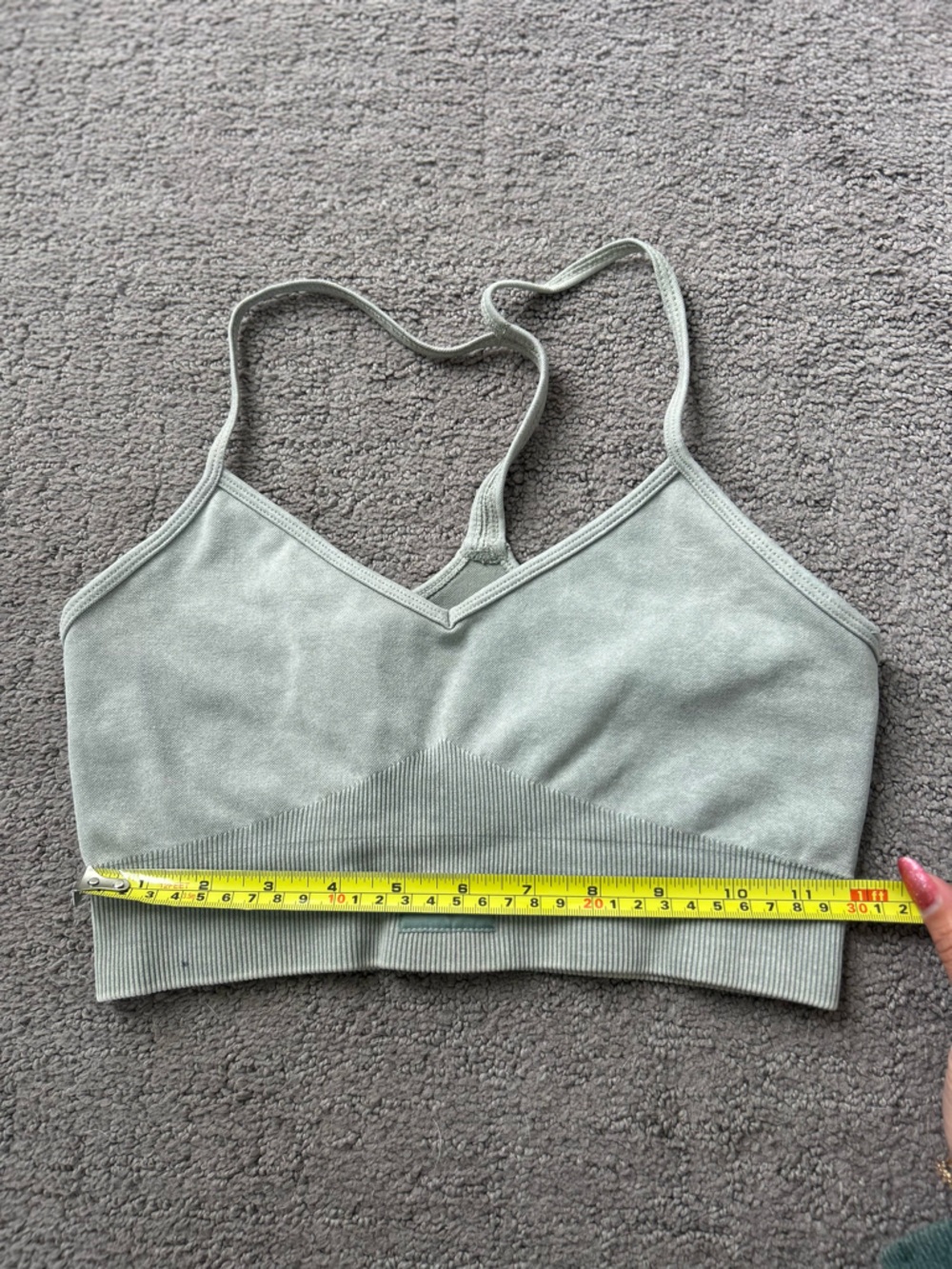 Bo+Tee Sage Green Seamless Sports Bra V-Neck Racerback Athletic Crop Size S - Picture 4 of 5